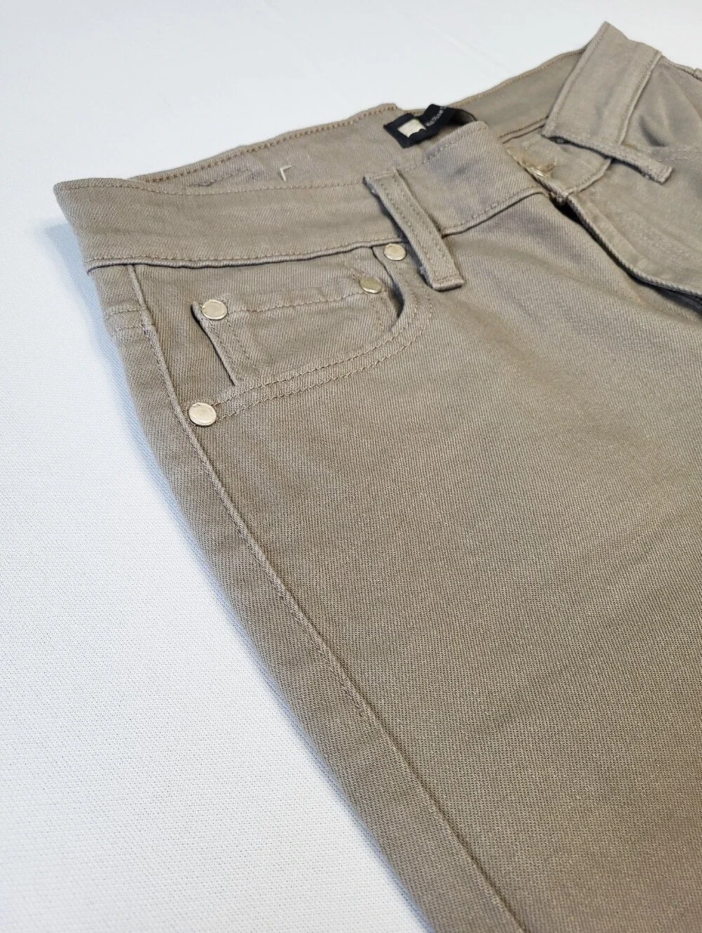 Levi Straus Women's Tan Mid Rise Skinny Stretch Denim Jeans Size 10M W30/L32